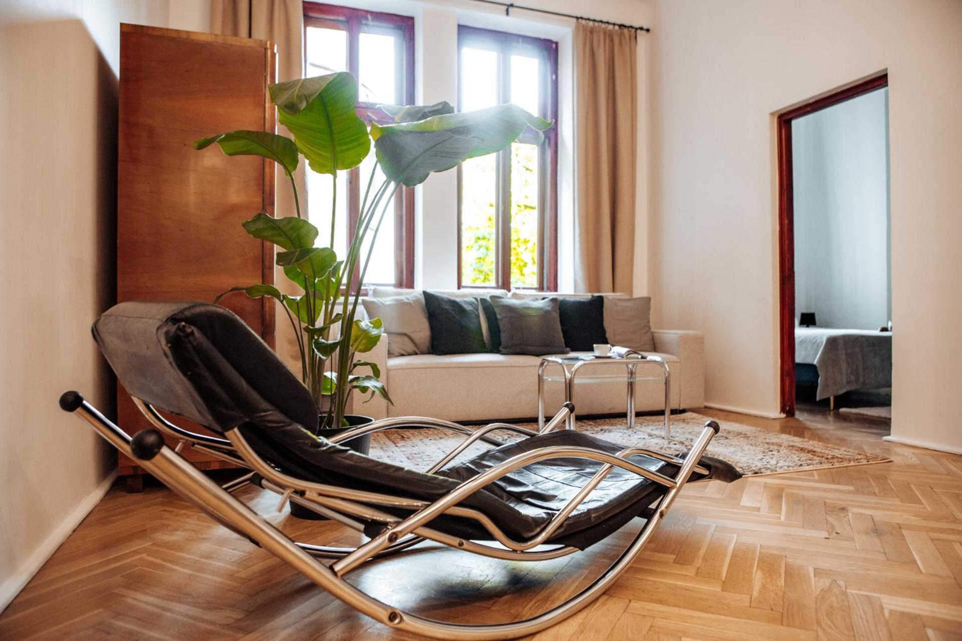 Oomph Vintage 2Br Gem Steps From Politechnika Apartment วอร์ซอ ภายนอก รูปภาพ