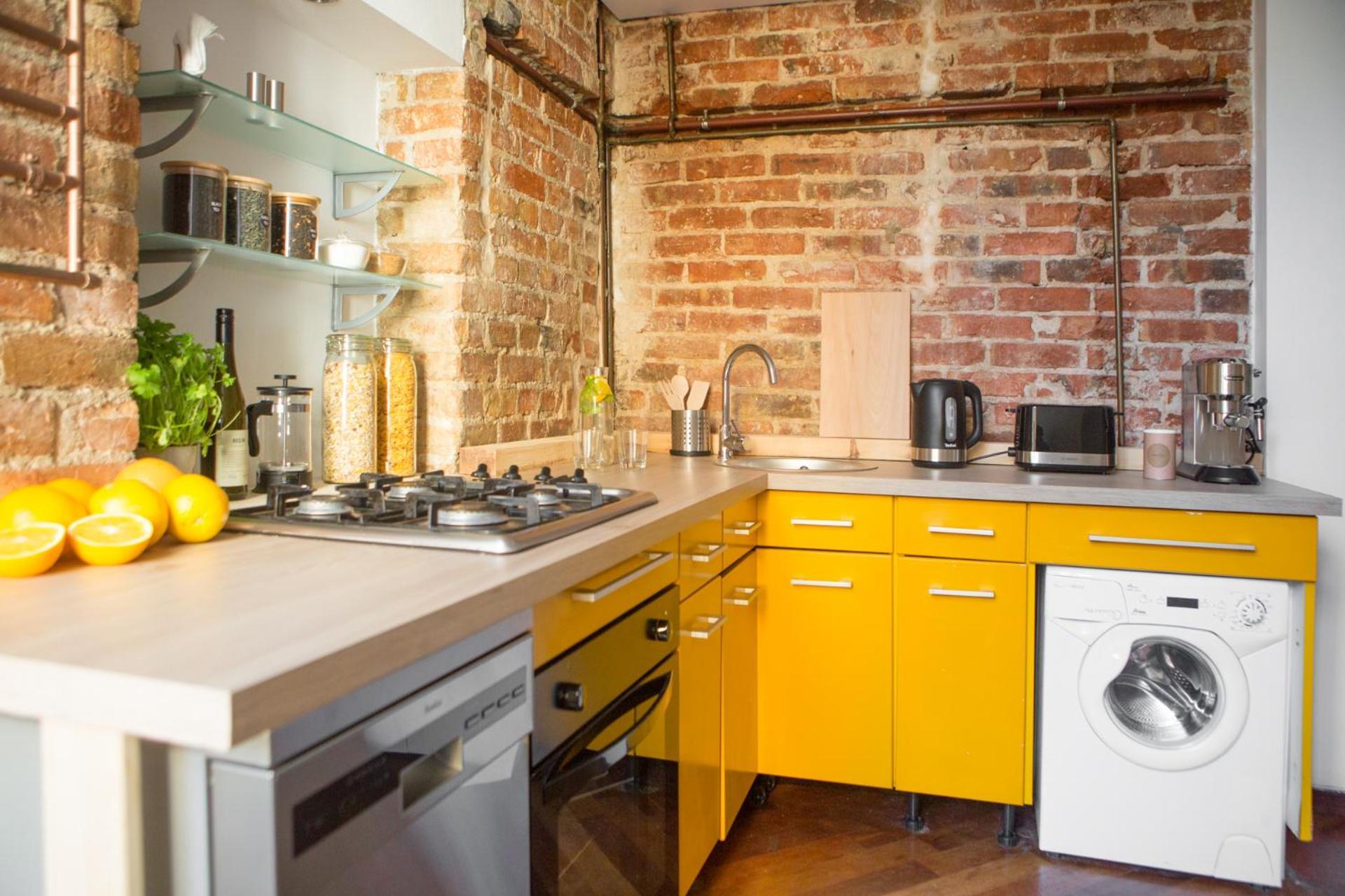 Oomph Vintage 2Br Gem Steps From Politechnika Apartment วอร์ซอ ภายนอก รูปภาพ